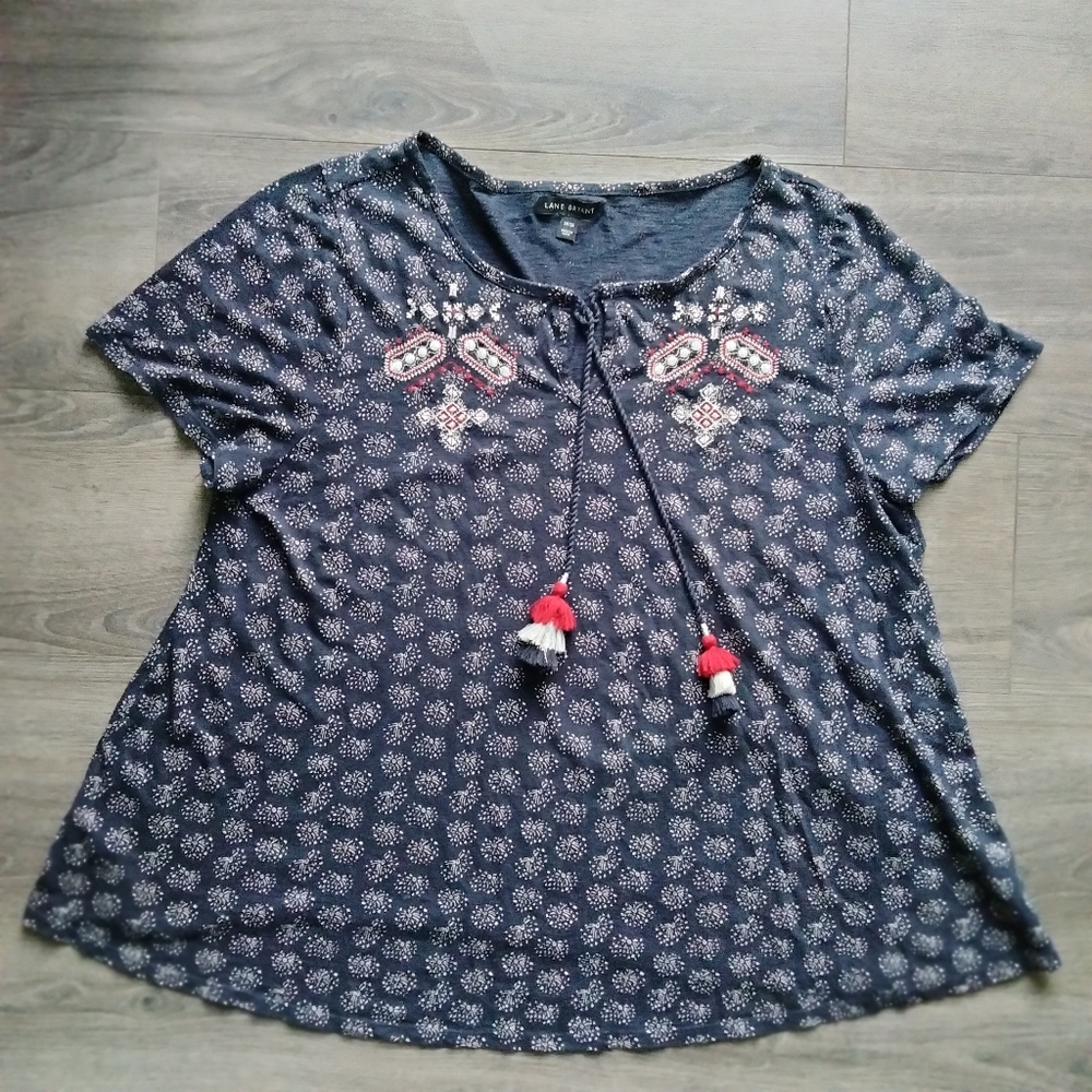 Lane Bryant Size 14/16 Blue Embroidered Short Sleeve Tie Neck Blouse Top